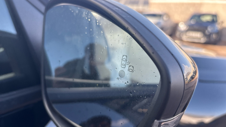 Peugeot 208 1.2 Hybrid 110 Allure 5dr e-DSC6 Petrol Hatchback